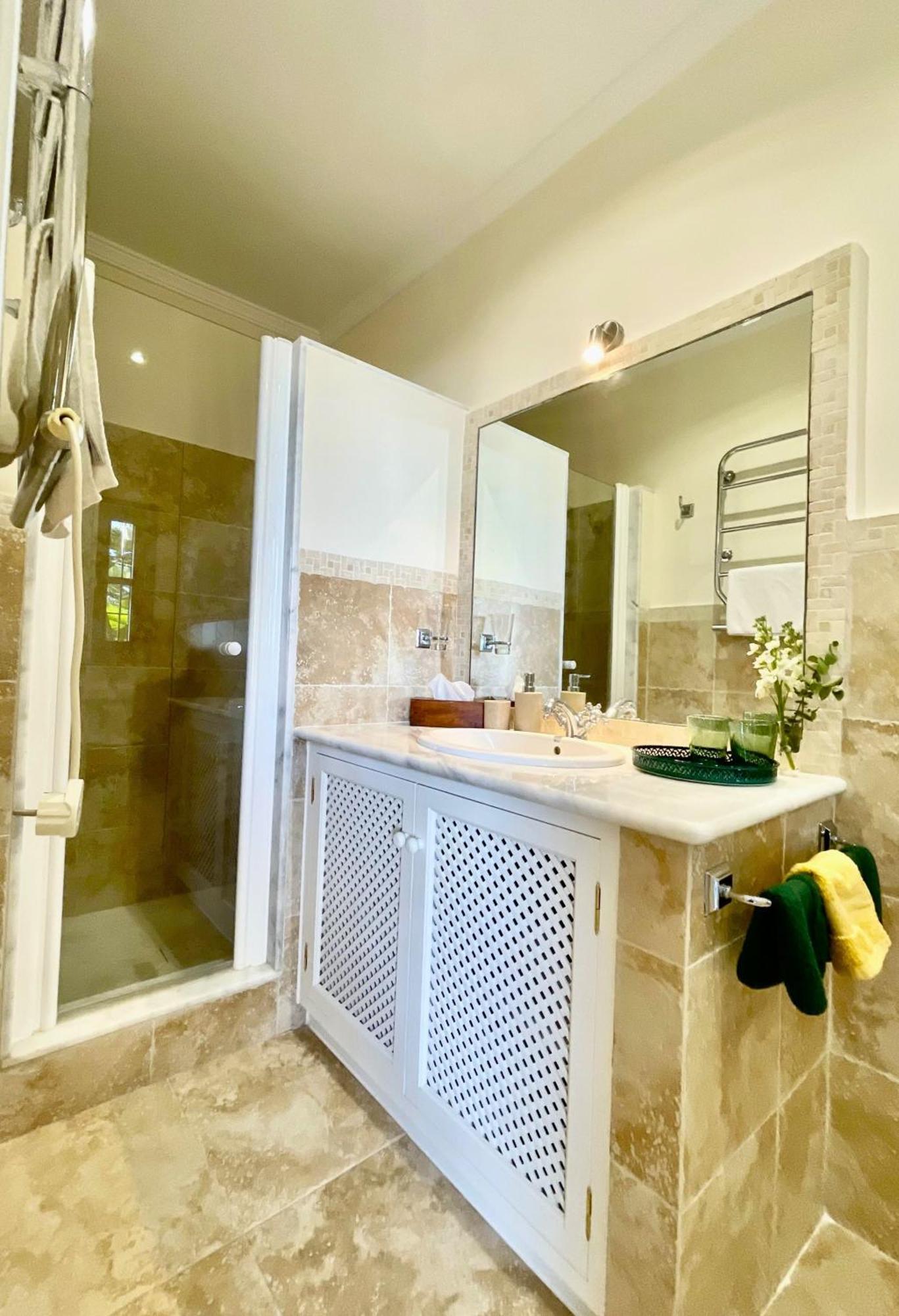 Boutique Hotel Maravilla - Marbella เบนาบีส ภายนอก รูปภาพ