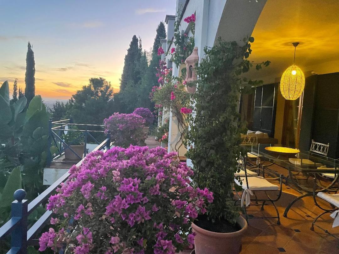 Boutique Hotel Maravilla - Marbella เบนาบีส ภายนอก รูปภาพ