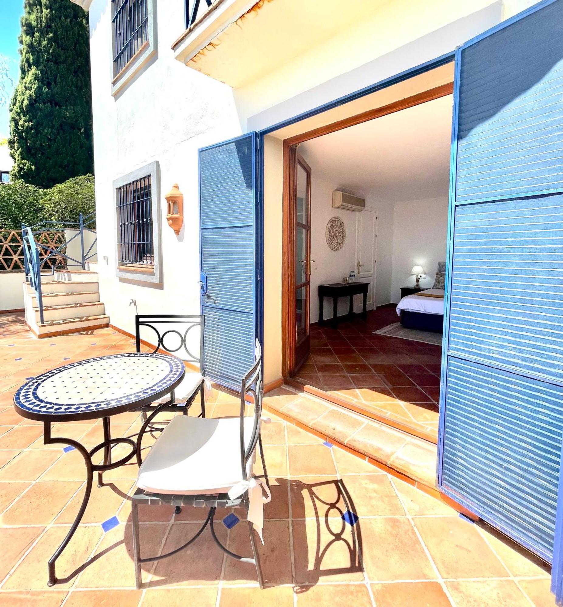Boutique Hotel Maravilla - Marbella เบนาบีส ภายนอก รูปภาพ