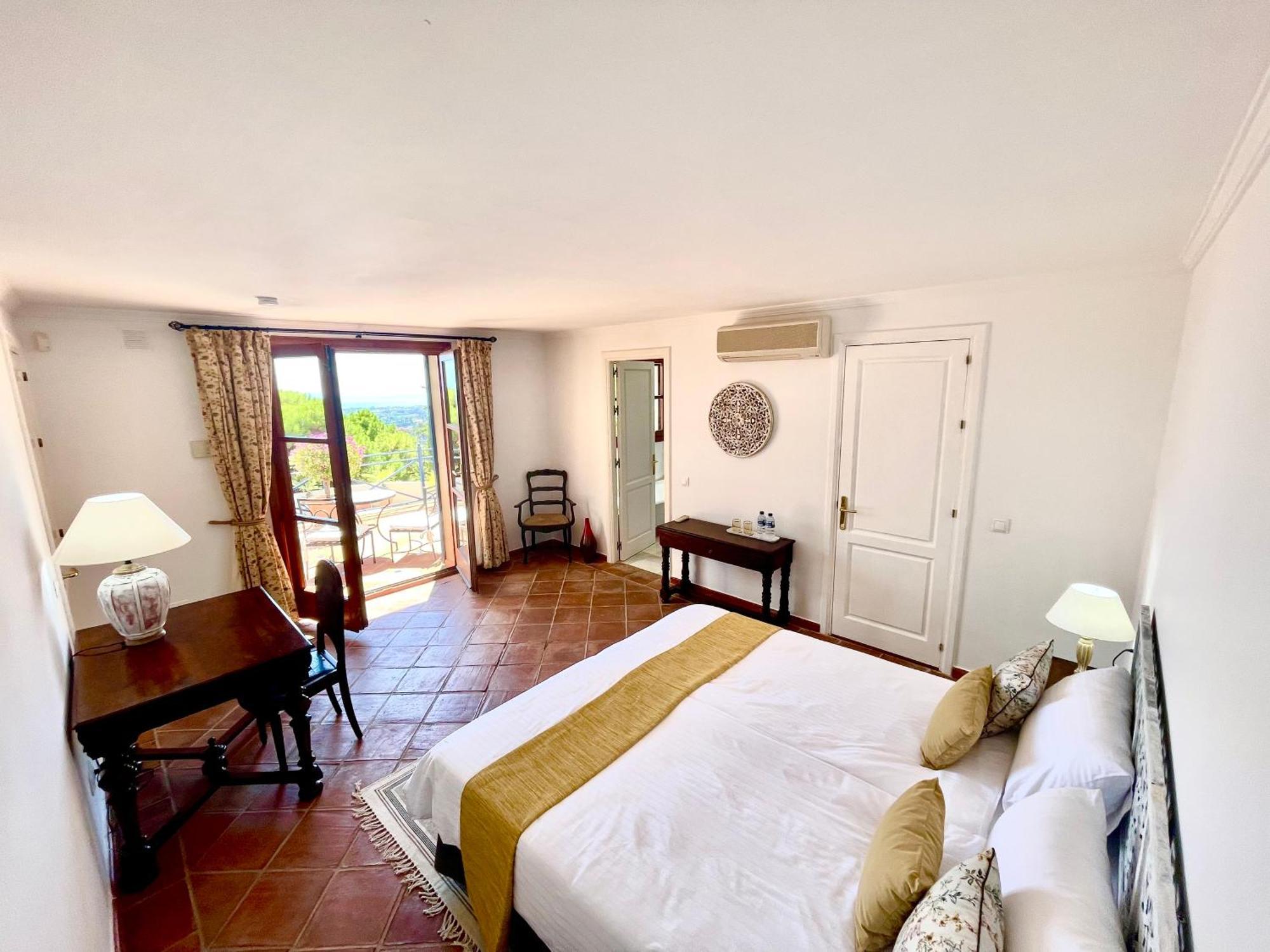 Boutique Hotel Maravilla - Marbella เบนาบีส ภายนอก รูปภาพ