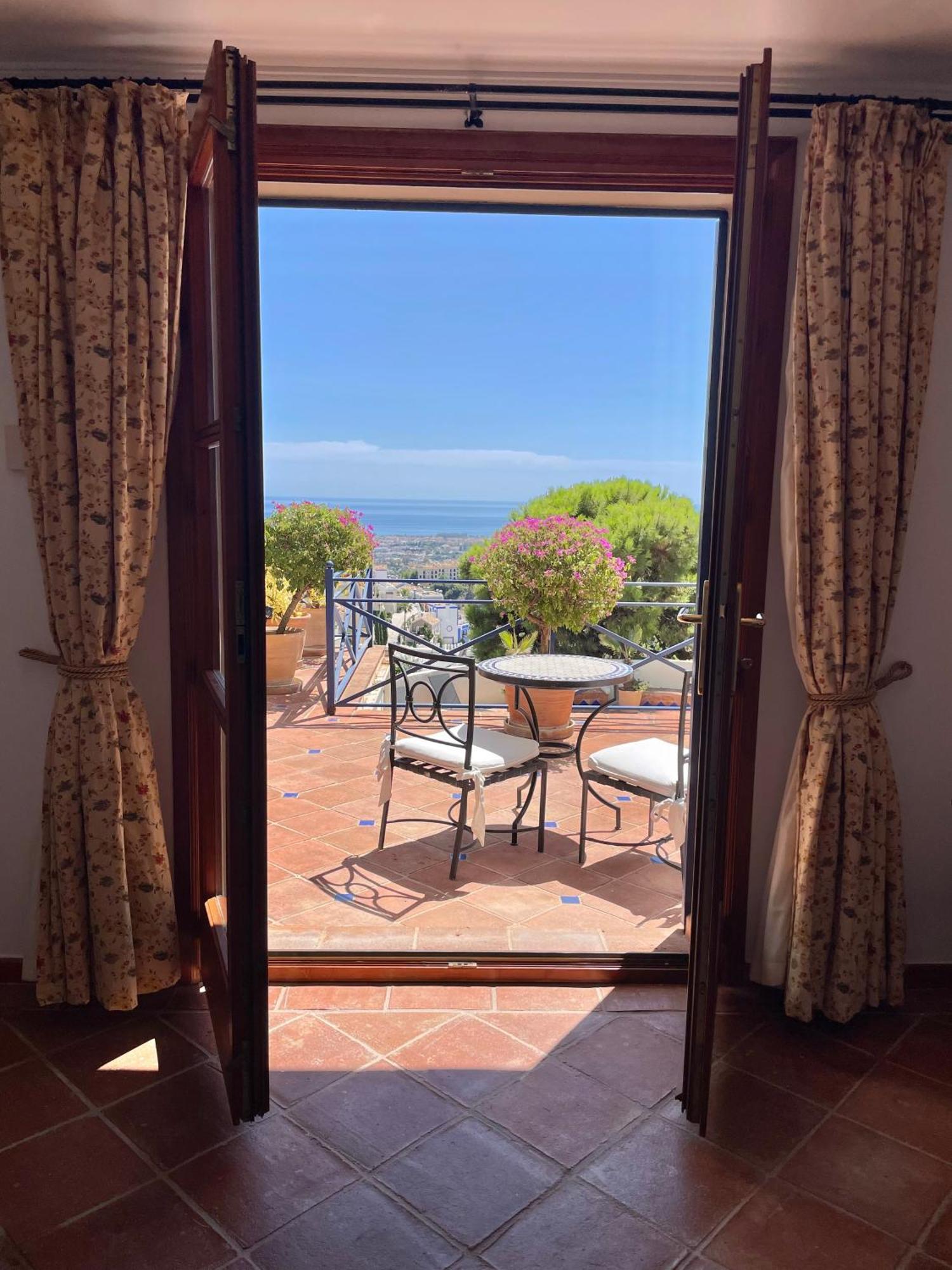 Boutique Hotel Maravilla - Marbella เบนาบีส ภายนอก รูปภาพ